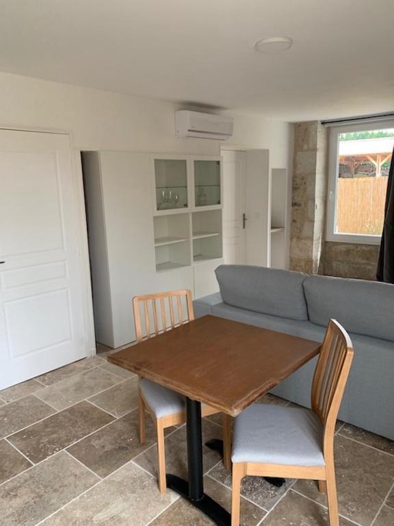 Superbe Calme Apartment Chenaud